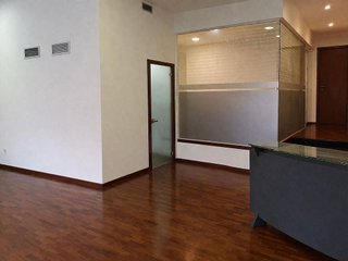 Local comercial en alquiler en Sants-Badal en Barcelona