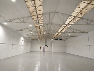 Nave industrial en alquiler en Vilablareix