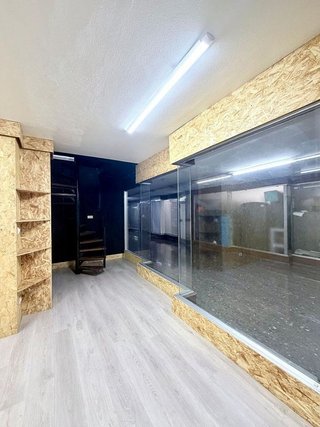 Local comercial en alquiler en Areal – Zona Centro en Vigo