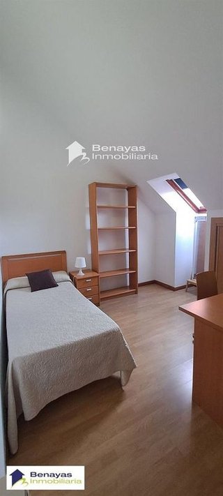 Ático en alquiler en Hospitales - Campus en Salamanca
