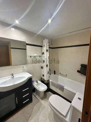 Piso en alquiler en Avda. de Abril. - 9 de octubre en Sagunto