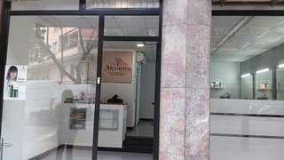 Local comercial en alquiler en Navas en Barcelona