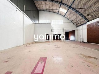Nave industrial en venta en Renfe - Bulevar 1º y 2º Fase en Jaén