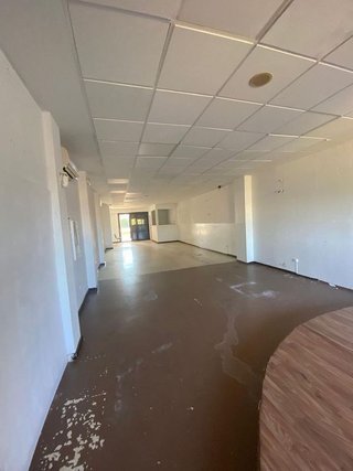 Local comercial en venta en Cerro de Reyes en Badajoz