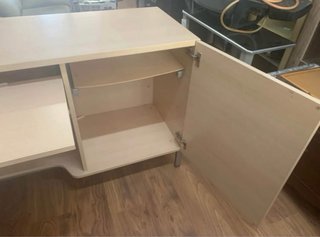 Mueble de salón con escritorio extraíble