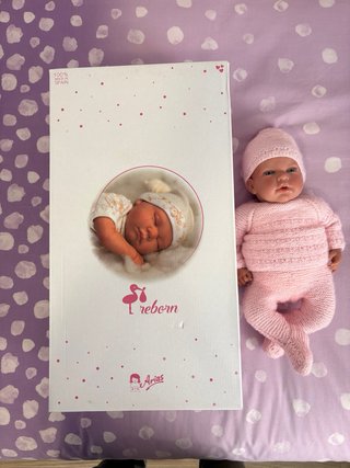 Muñeco Reborn con Cuna y Caja