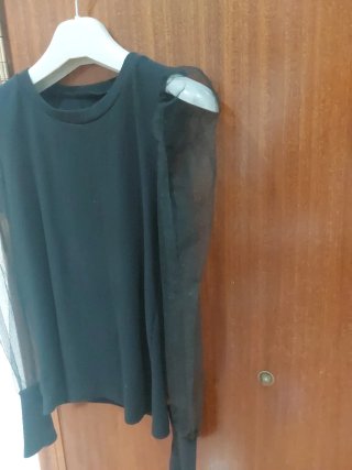 Jersey negro manga transparente talla única