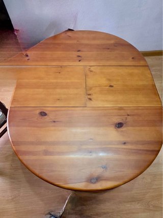 Mesa redonda madera con cristal de protección