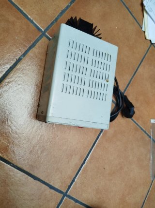 Fuente Alimentación HQ POWER PS1310 13.8V 10.