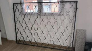 2 rejas de ventana en hierro forjado