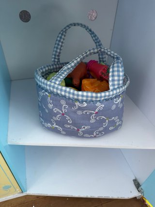 Cocinita KidKraft con cosas incluidas