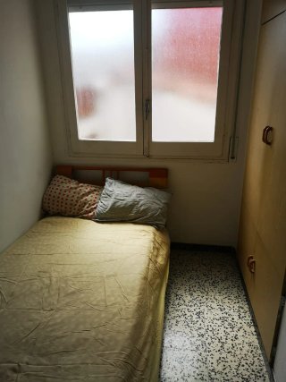 Se alquila habitación