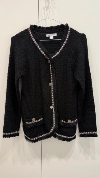 Chaqueta Venca Negra con Adorno