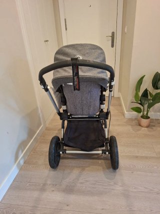 Bugaboo Bee Gris - Ligero y en excelente estado