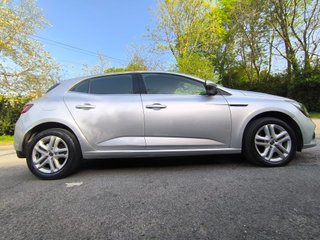 Renault Megane 1.5 DCI 95cv Business 2020 108000Km