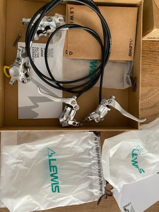 Frenos Lewis LV-S2