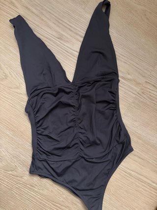 Body Pull&Bear gris