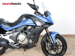 CFMOTO CF 650 MT