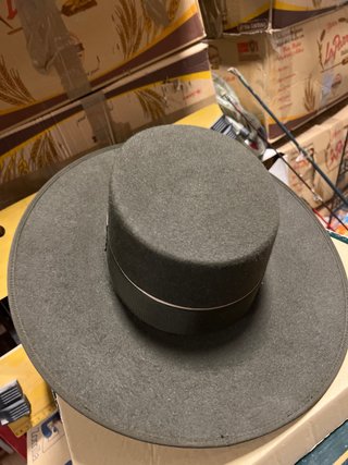 Sombrero Roberto Garrudo color Musgo