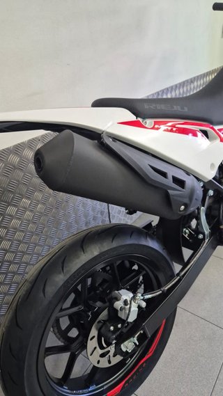 Rieju MRT 50 SM Supermotard Blanca Roja