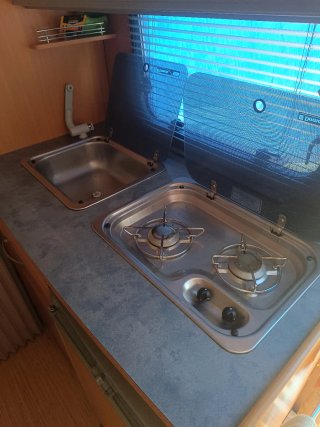 Caravana ACE 750 kg