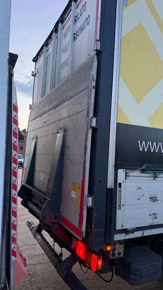 Iveco Eurocargo 12-210 2006