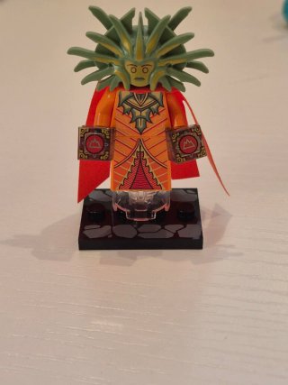 Lego Figura Mago Verde Naranja DyD