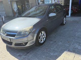 Opel Astra unico propietario