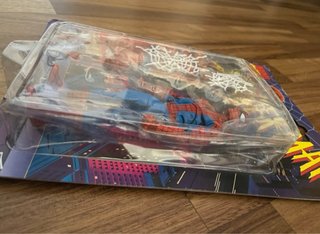 Marvel Legends Spider-Man retro con Telaraña