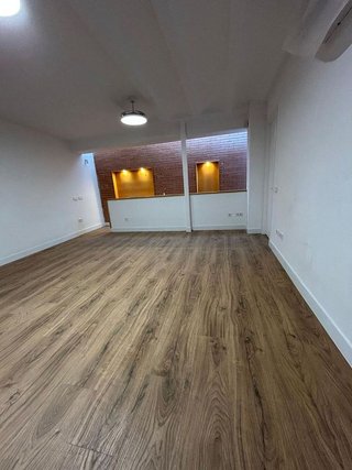 Local comercial en venta en El Carrascal en Leganés