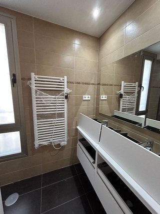 Local comercial en venta en El Carrascal en Leganés