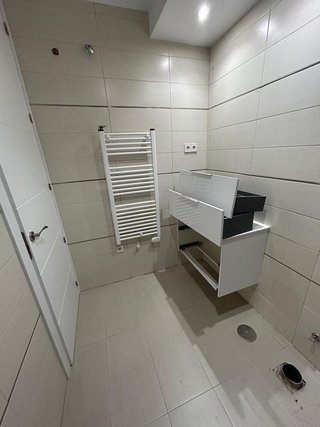Local comercial en venta en El Carrascal en Leganés