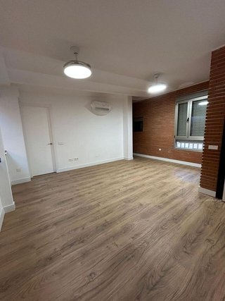 Local comercial en venta en El Carrascal en Leganés