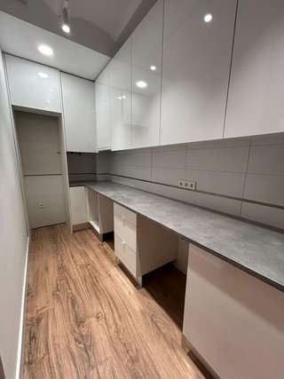 Local comercial en venta en El Carrascal en Leganés