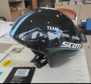 Casco Aero original Equipo DSM 2022