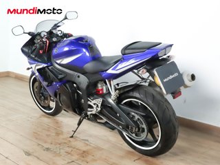 YAMAHA YZF R6