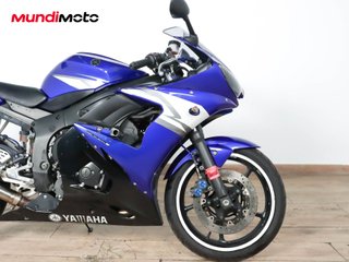 YAMAHA YZF R6