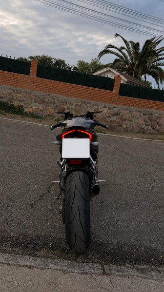 Ducati Panigale V2 Negra
