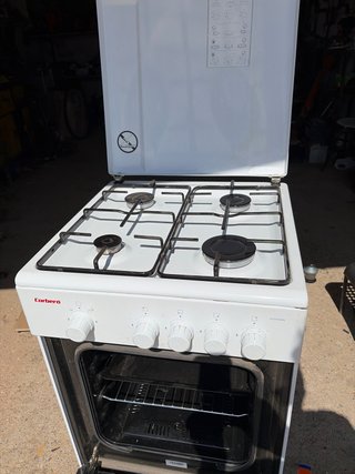 Estufa de gas Corberó blanca