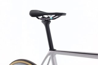 Bicicleta Aurum Essentia AXS 12V t.58 Reacondicionada