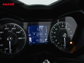 YAMAHA X-MAX 125