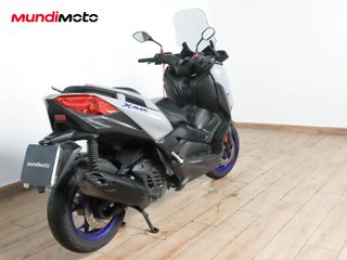 YAMAHA X-MAX 125