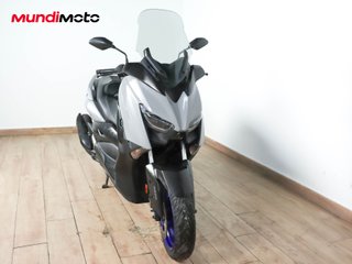 YAMAHA X-MAX 125