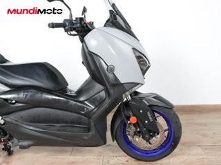 YAMAHA X-MAX 125