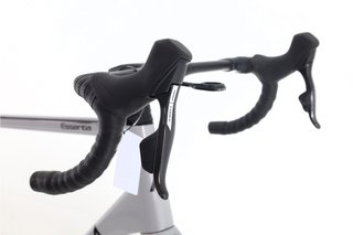 Bicicleta Aurum Essentia AXS 12V t.58 Reacondicionada