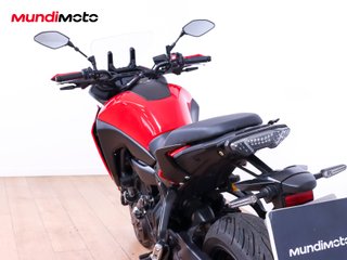 YAMAHA TRACER 7