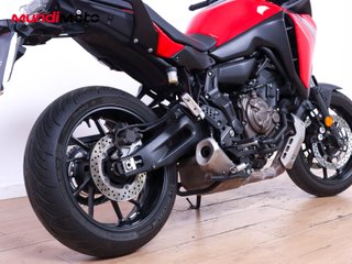 YAMAHA TRACER 7