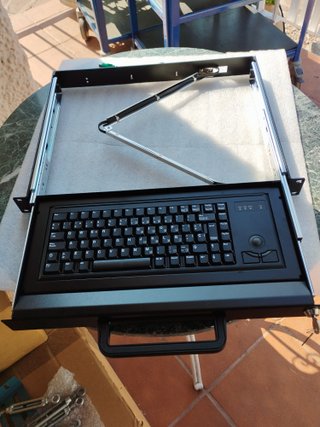 Cherry G84-4400 Teclado Compacto Rack