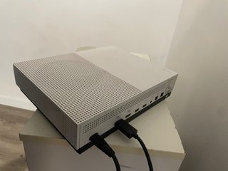 Xbox One S 1TB Bianca + GTA V