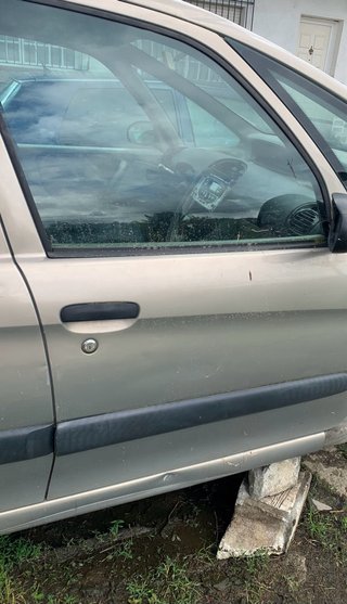 Despiece carroceria Xsara picasso 2010